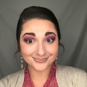 Meet your Posher, Amber